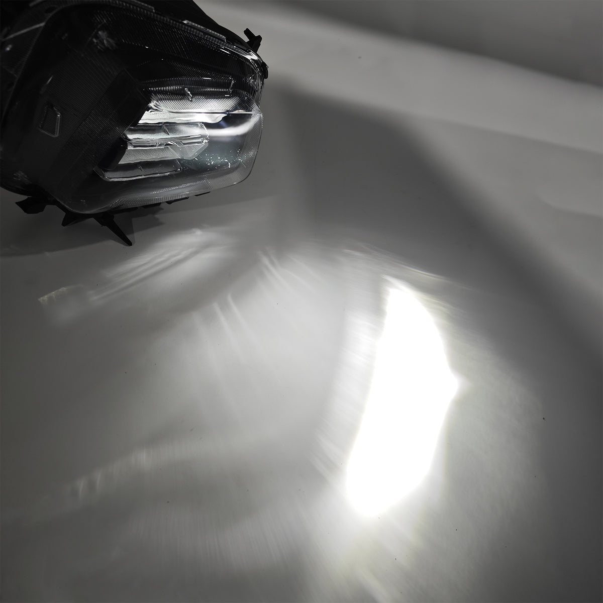 Front Right Side Headlight Assembly 92102-CW650 For Hyundai Tucson  2025-2026