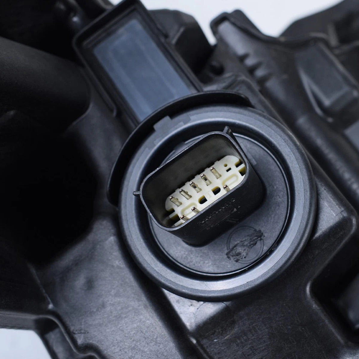 Right LED Headlight Assembly 42888030 For Cadillac XT4 2024-2025