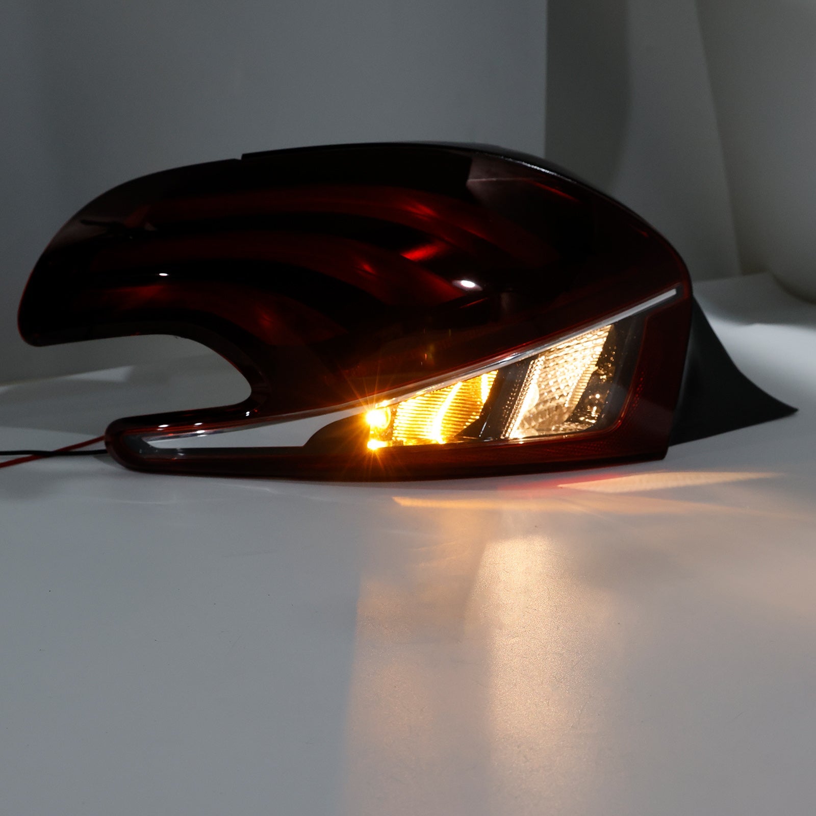 2015-2019 For Peugeot 208 LED Rear Left Tail Light Lamp 9825601280 Facelift Models