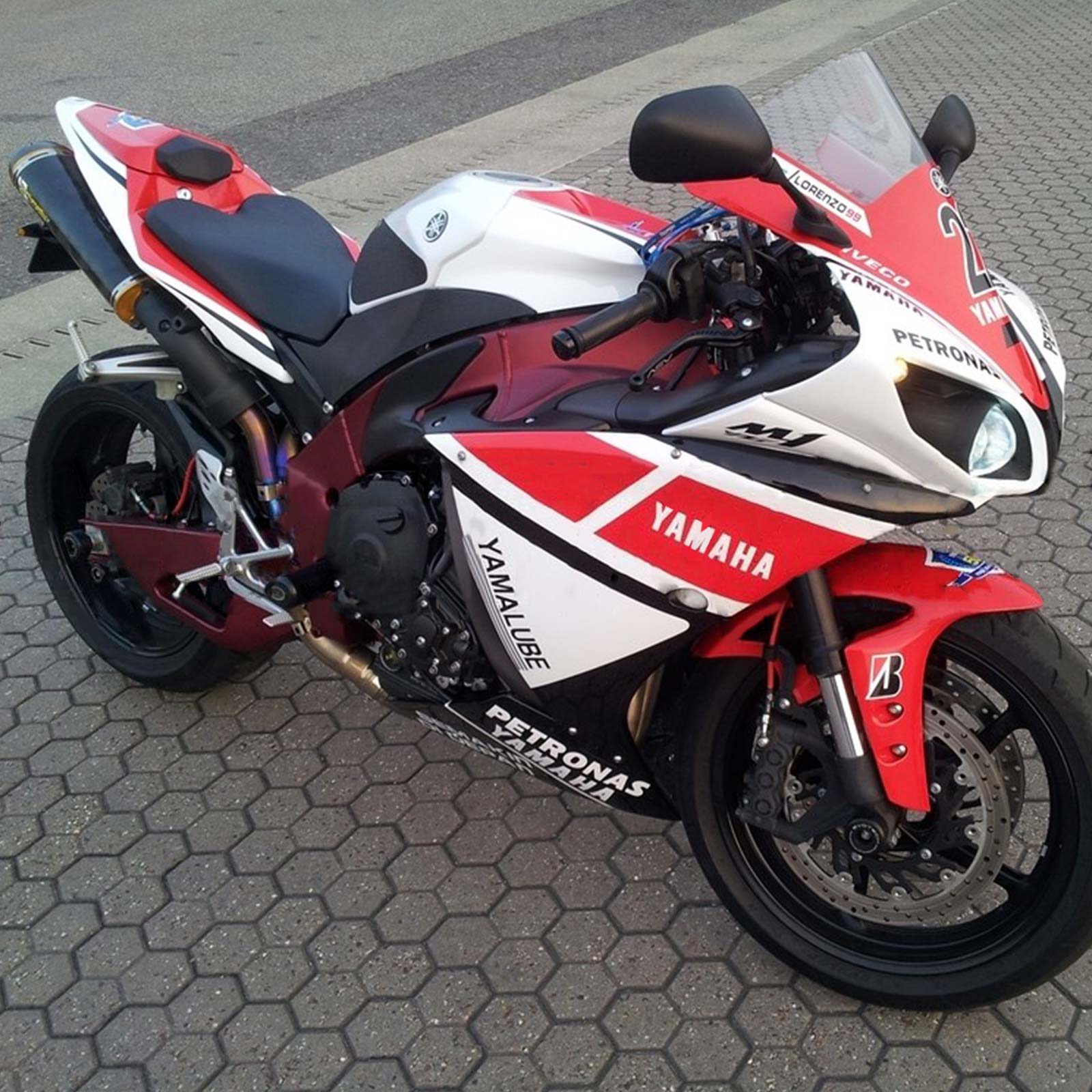 2009-2011 Yamaha YZF 1000 R1 Fairing Kit Generic
