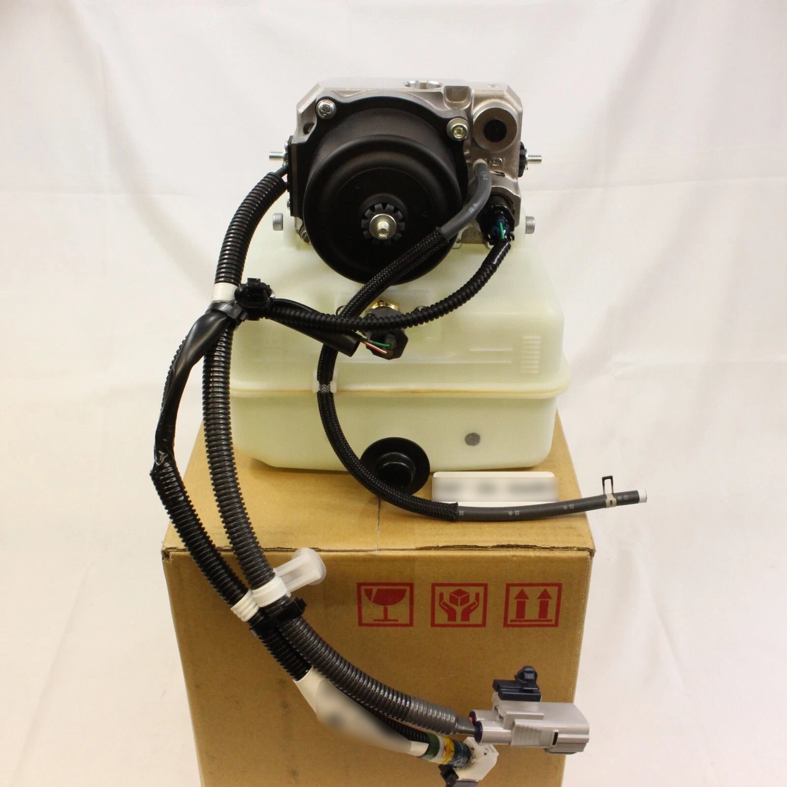 Toyota LAND CRUISER URJ202W-GNTVK 1URFE ZX ATM Height Control Pump & Motor 48910-60033 48910-60032