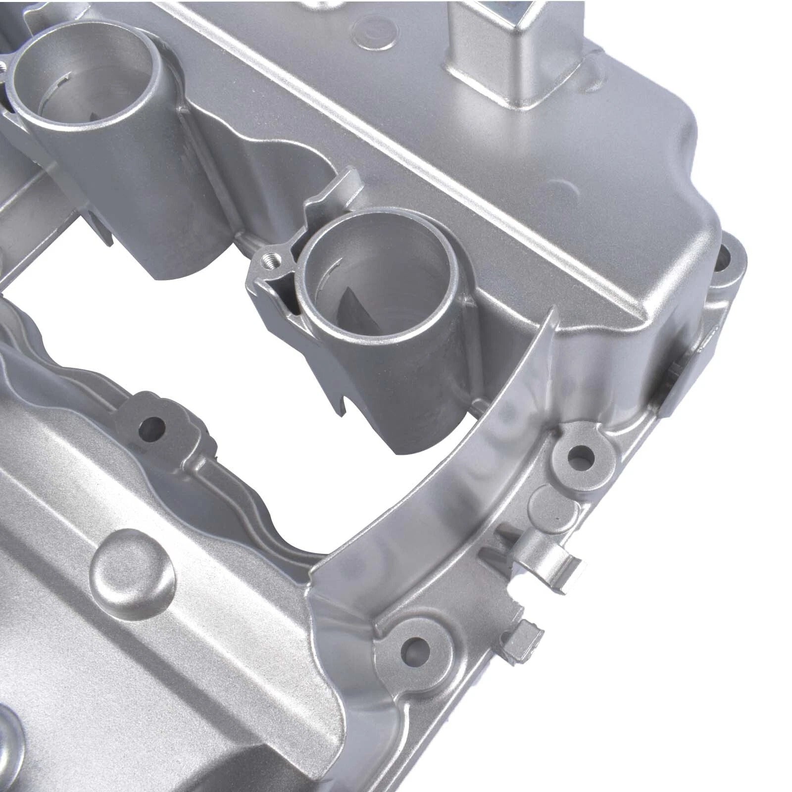 Valve Cover 11127565284 11127565286 For BMW 740i/740Li 2010-2012