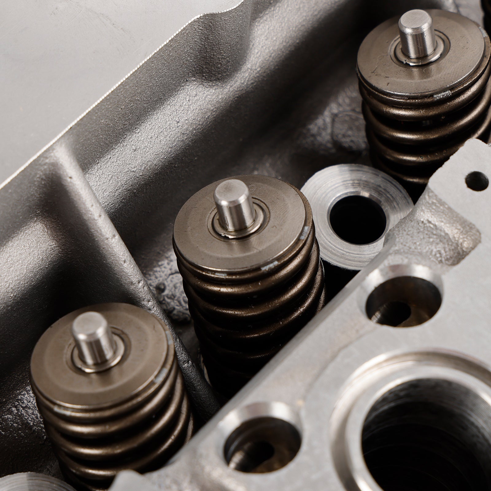 2006-2008 VW Touran 1.4 TSI BMY 103kw (140ps) / BLG 125kw (170ps) Cylinder Head with Valves 03C109611Q