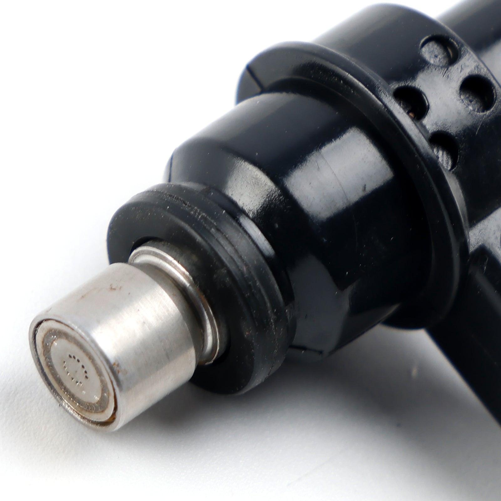 2008-2020 Suzuki Hayabusa GSX1300R 4PCS Fuel Injectors 1571021H00 15710-21H00