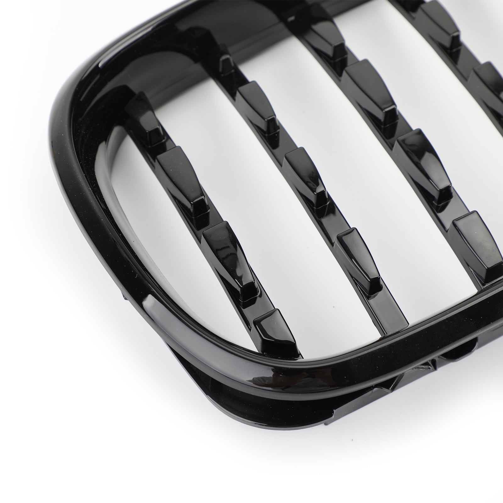 2002-2005 BMW E46 Saloon/Touring Facelift 4Dr Diamond Style Front Grille Black&Chrome/Chrome/Black Generic