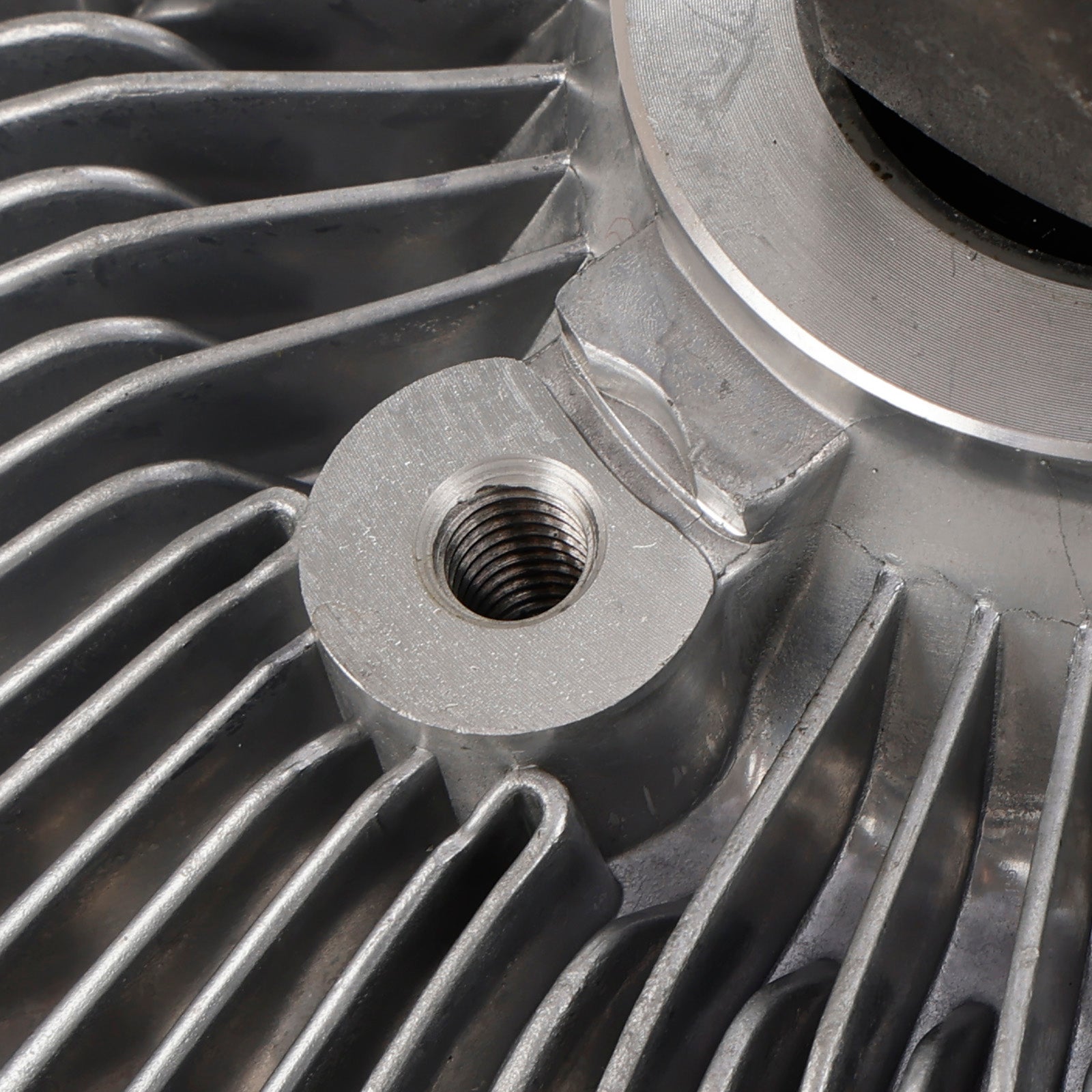 2011.11+ Mazda BT50 3.2L 2.2L Fan Clutch 115835 Turbo Diesel Replace