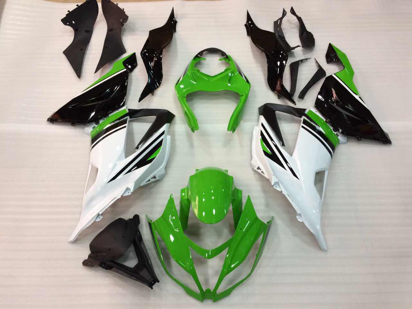 2013-2018 Kawasaki ZX6R 636 Plastics Green White Ninja Racing Generic