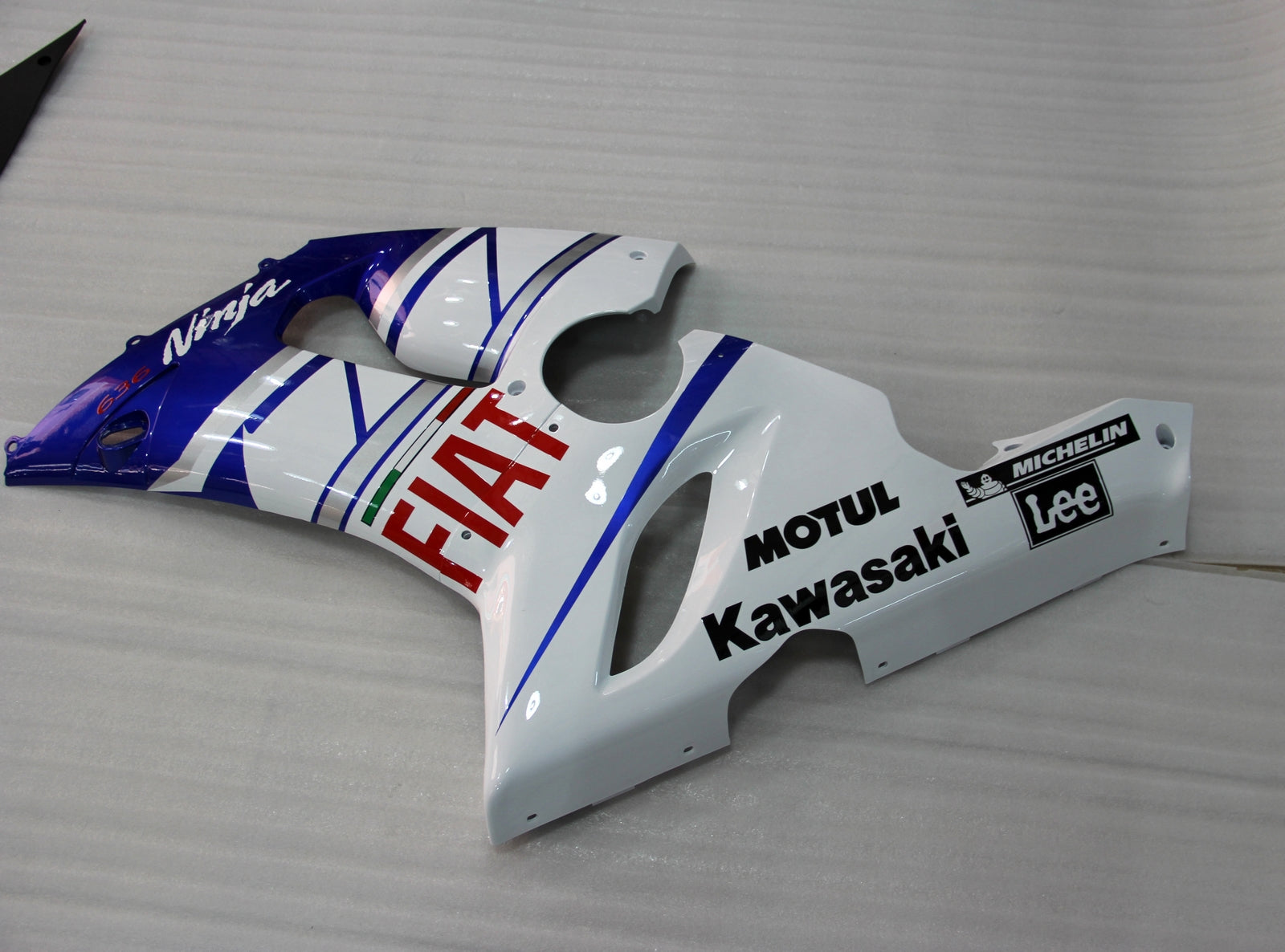 2005-2006 Kawasaki ZX6R ZX636 Fairings Blue White FIAT Racing Generic