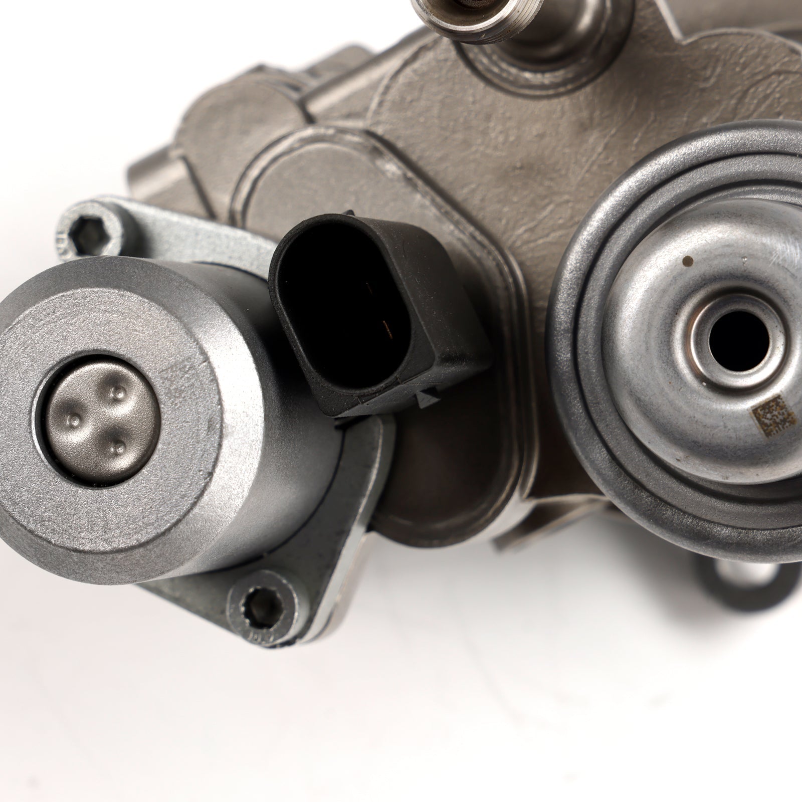 2008-2012.02 BMW 535i High Pressure Fuel Pump 13517616170 13406014001