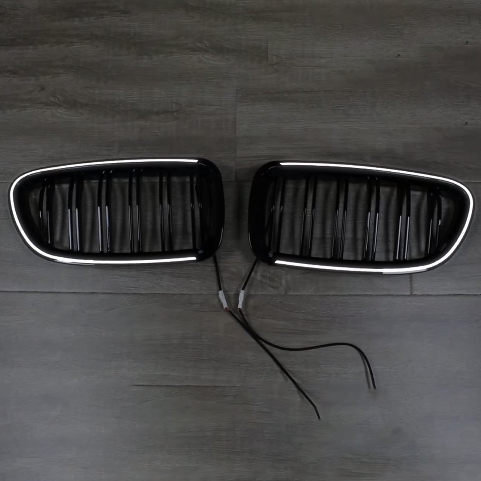 01.2009-10.2016 BMW 5-Series F10 Sedan Kidney Bumper Grille Grill Gloss Black 51137203203 51137203204